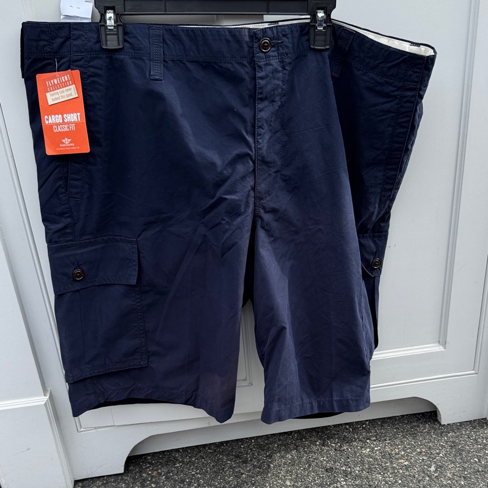 Dockers Navy Cargo Shorts for Men